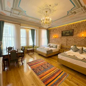 Eagle's Nest Boutique , Стамбул Турция