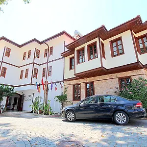 2* Отель Karyatit Kaleici